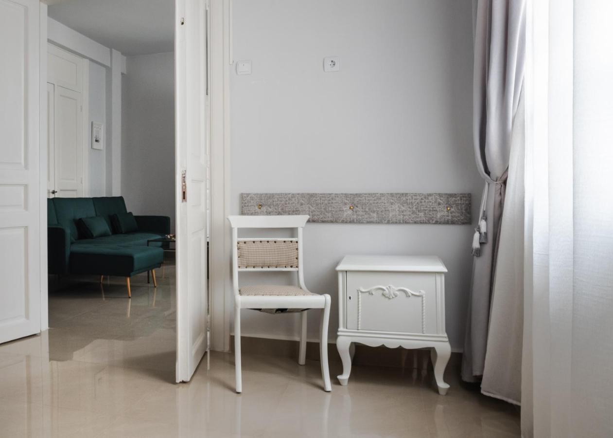 Polytimon, An Athenian Neoclassical Apartment Ngoại thất bức ảnh
