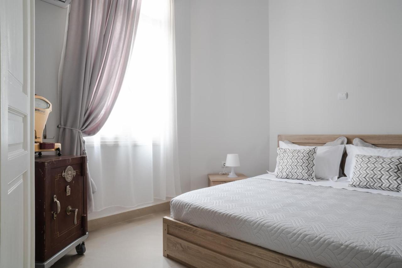 Polytimon, An Athenian Neoclassical Apartment Ngoại thất bức ảnh