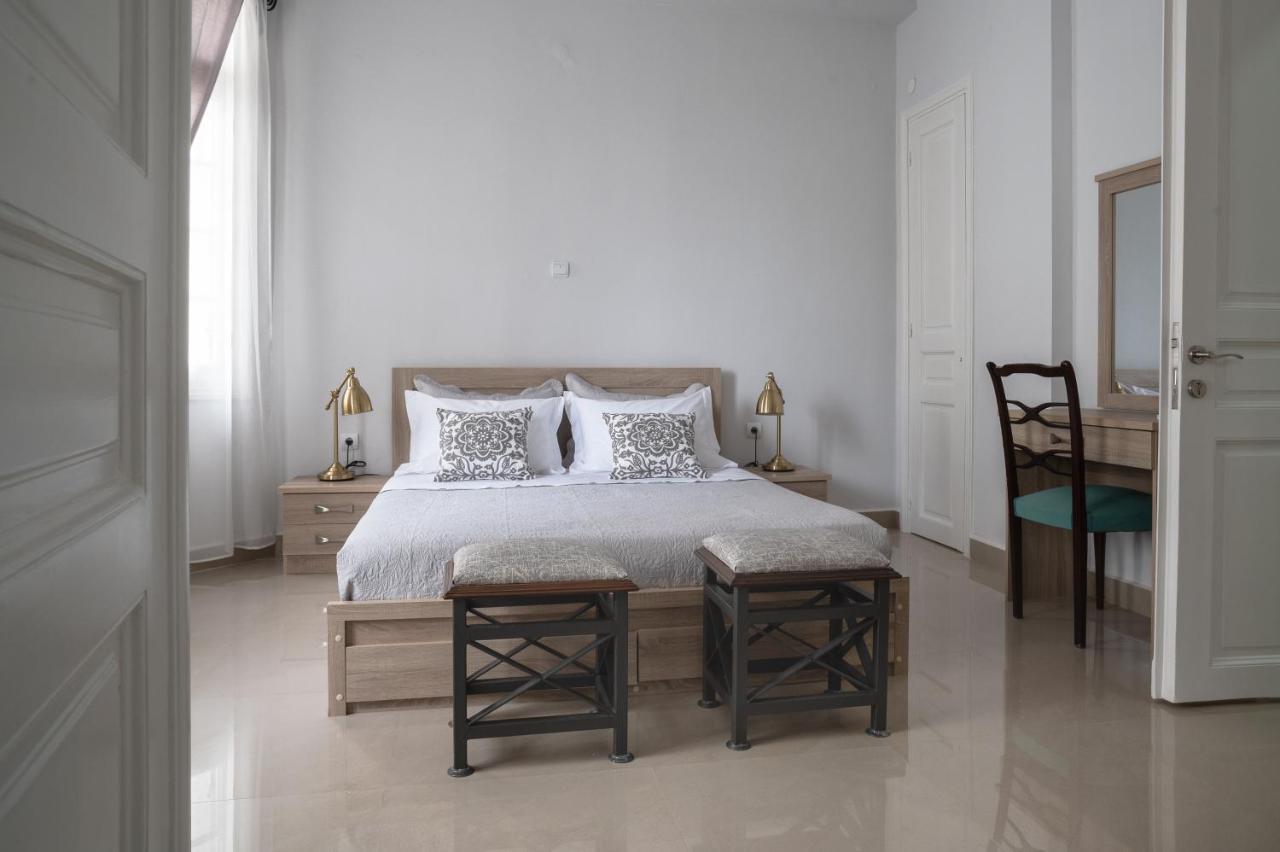 Polytimon, An Athenian Neoclassical Apartment Ngoại thất bức ảnh